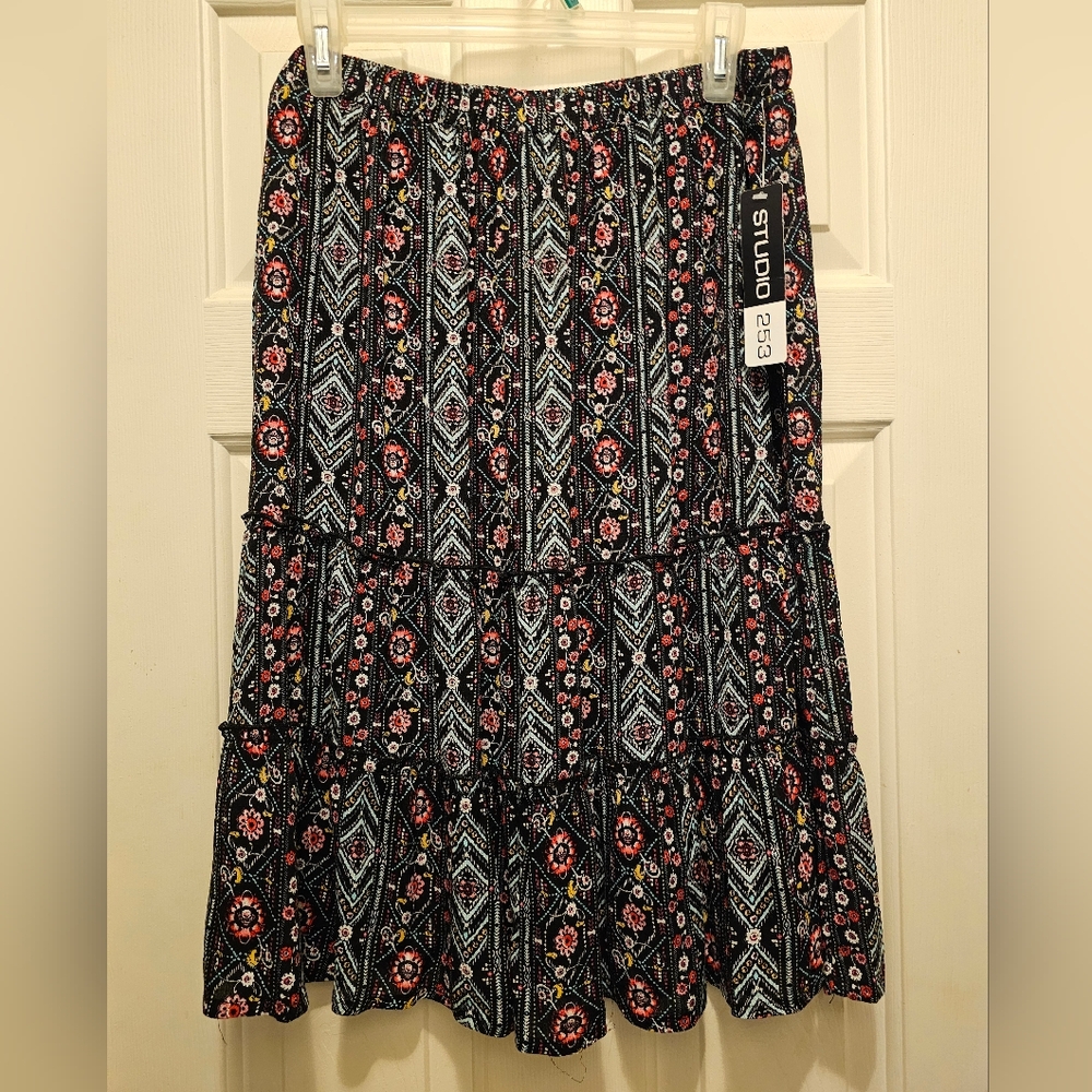 Studio 253 Black and Blue Tiered Midi Skirt - XL